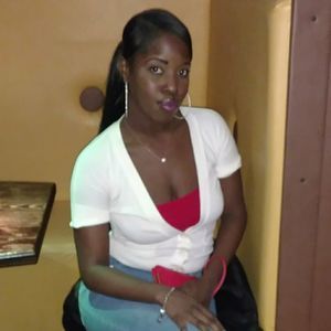 Meet your Posher, Aishah